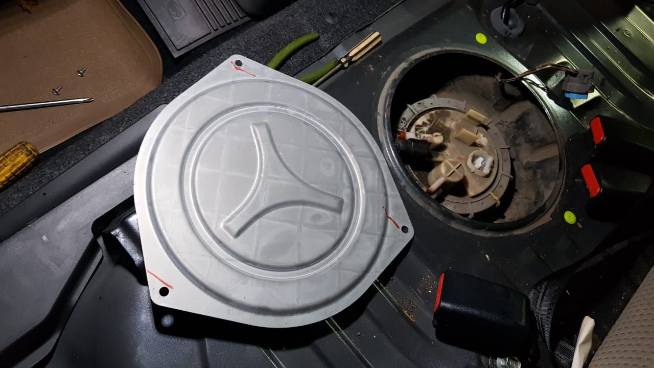 AA134Uv8.jpg
