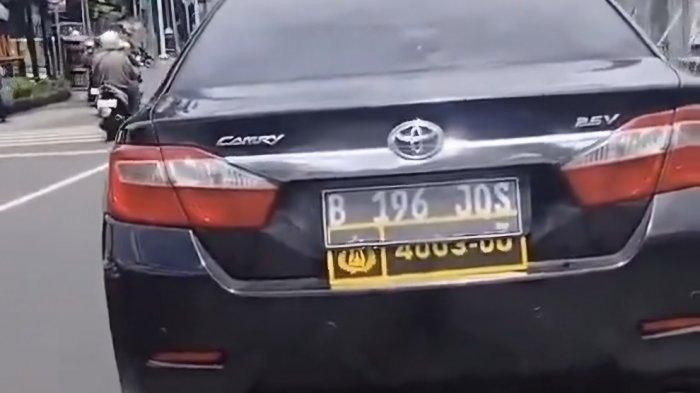 AA1CF4gX.jpg