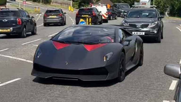 Attachment for Ini Bisa Jadi Lamborghini Sesto Elemento yang Legal di Jalan Raya